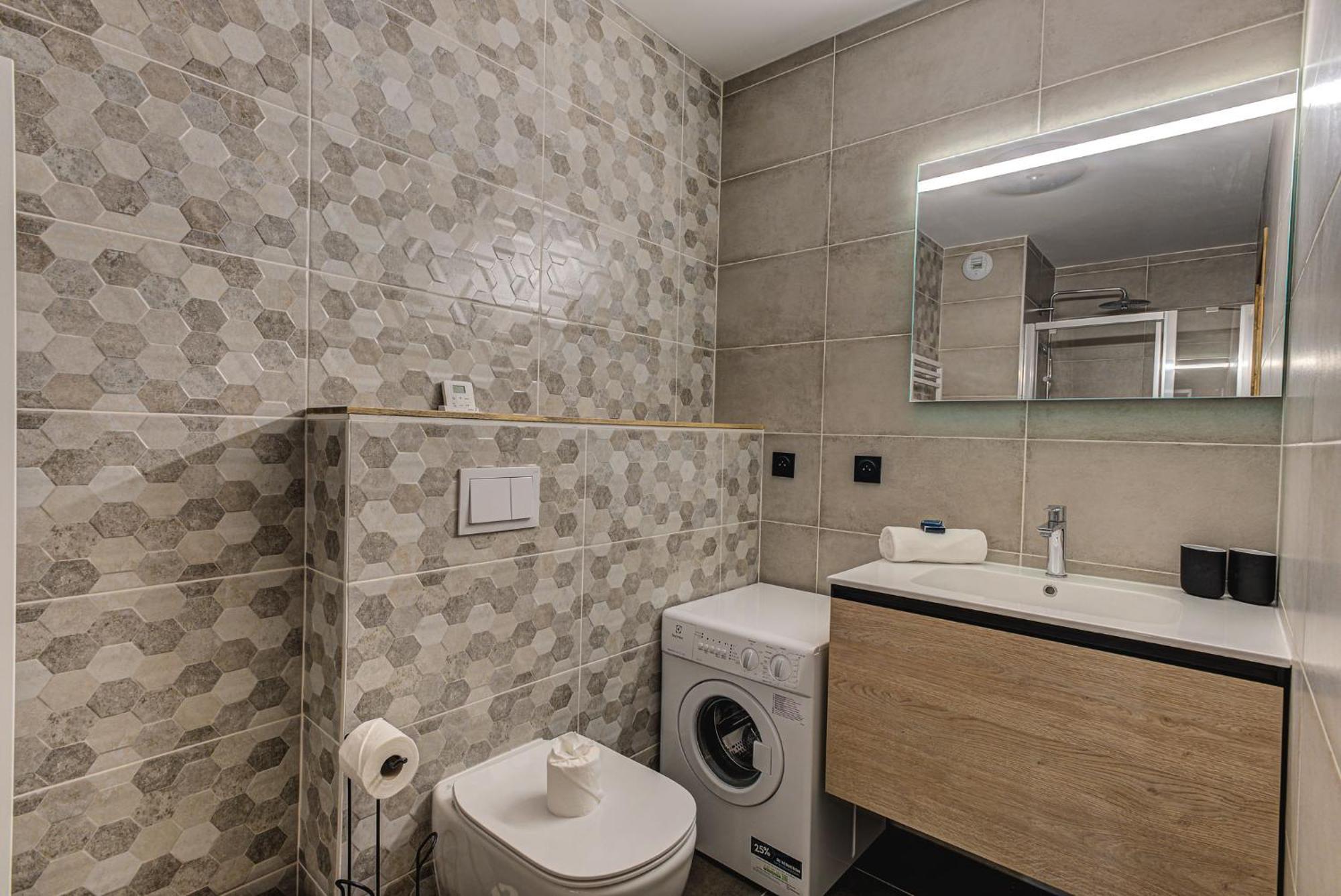 White Pearl A05 Modern Apartment Chamonix Alpes Travel Sleeps 4 To 6 Exterior photo